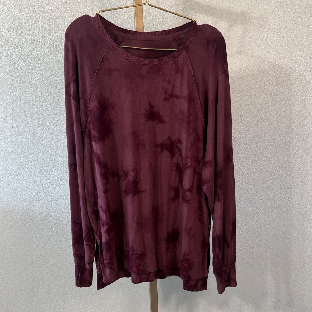 Joylab- Women's Burgundy Tie-Dye Long Sleeve Top- Large